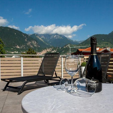 Le Terrazze Living Apartment Riva del Garda Exterior foto