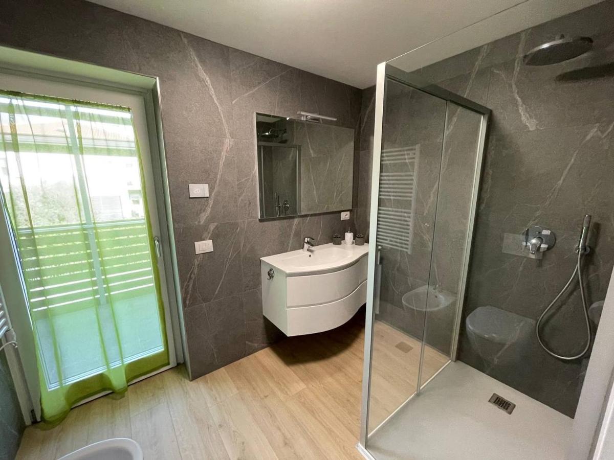 Le Terrazze Living Apartment Riva del Garda Exterior foto