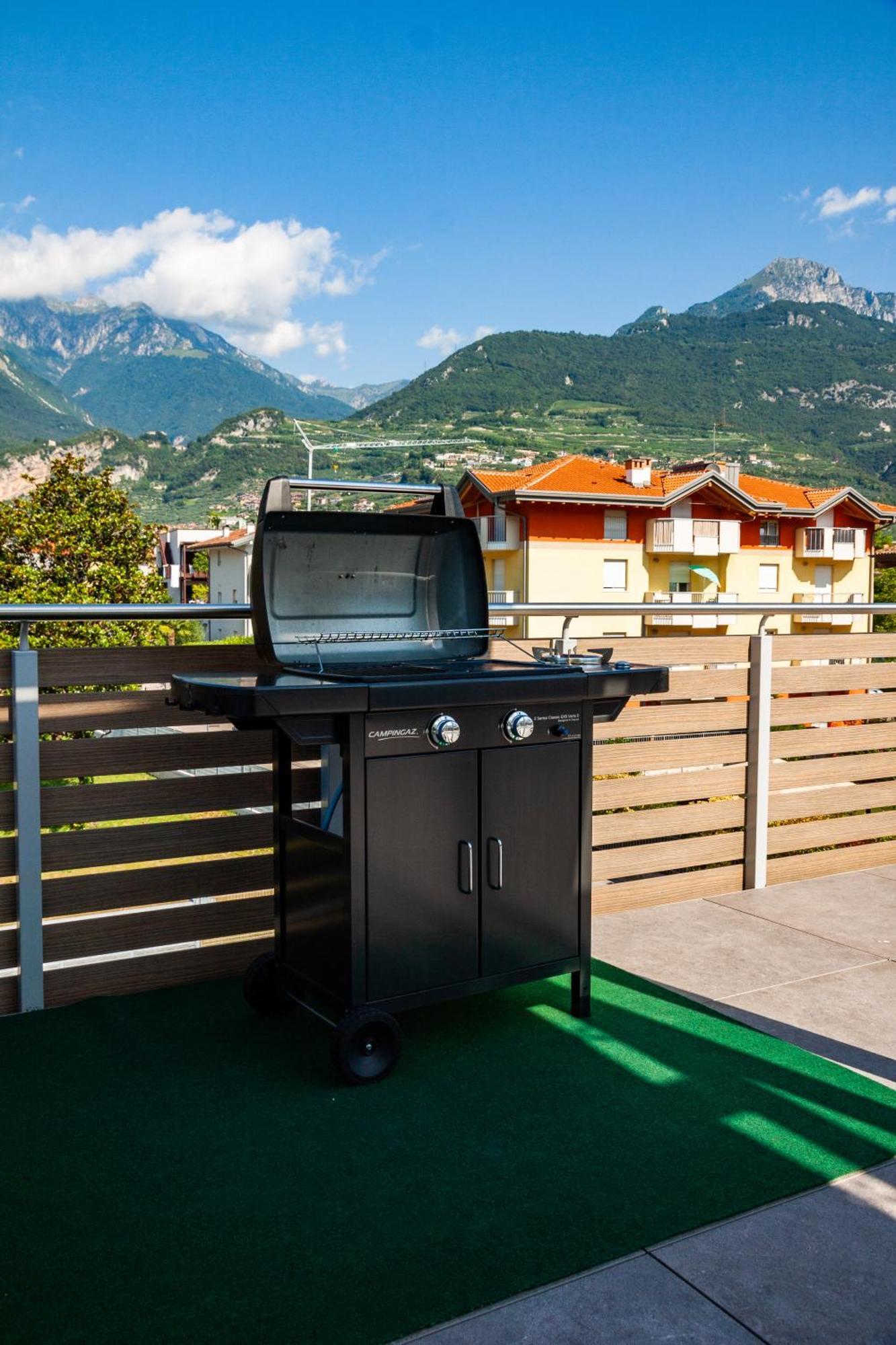 Le Terrazze Living Apartment Riva del Garda Exterior foto
